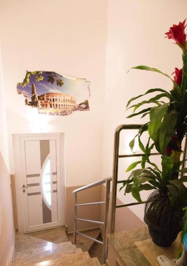 Apartments With Pool In Pula,Croatia מראה חיצוני תמונה